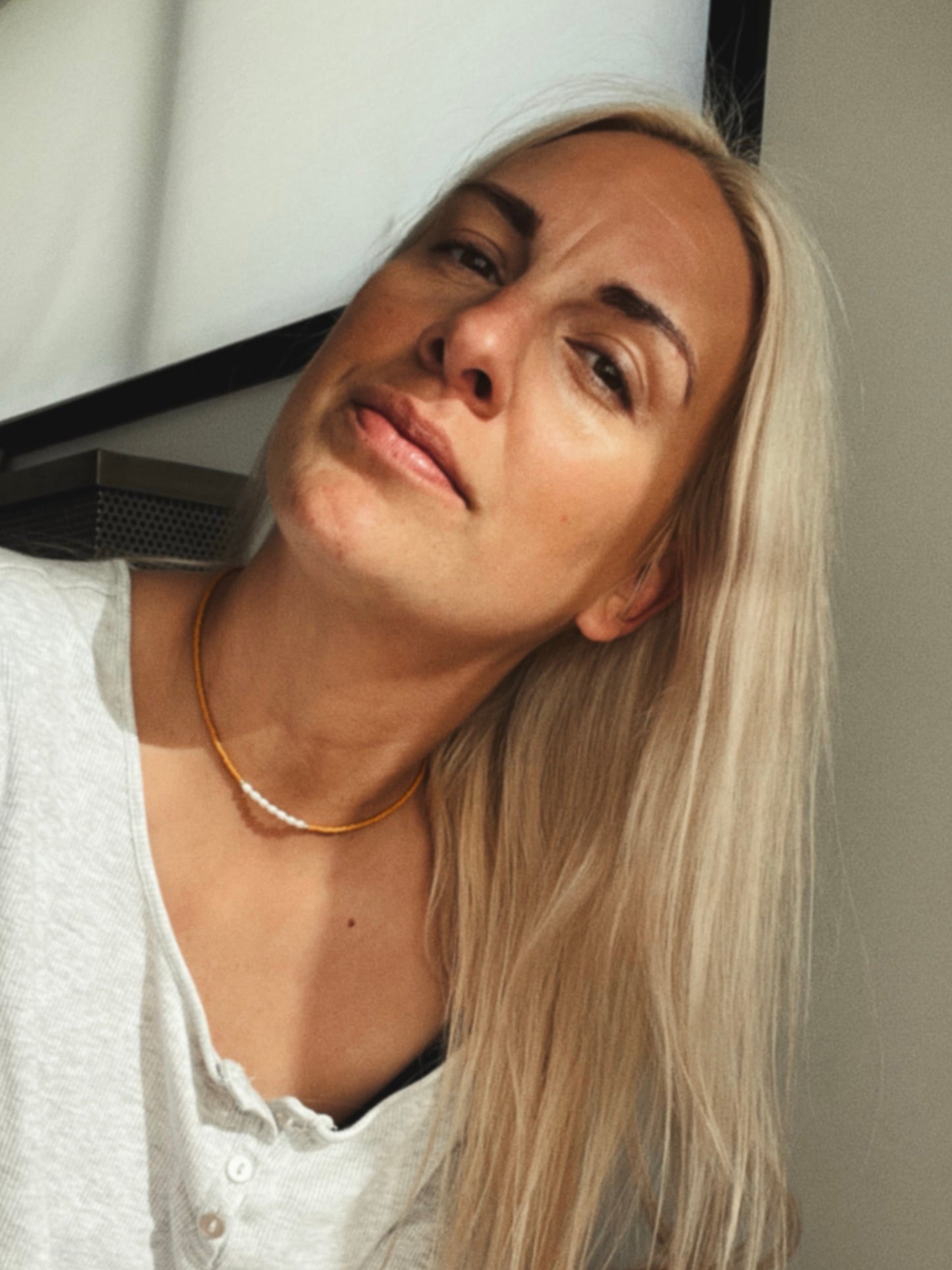 Petite Pearl Choker - Mustard