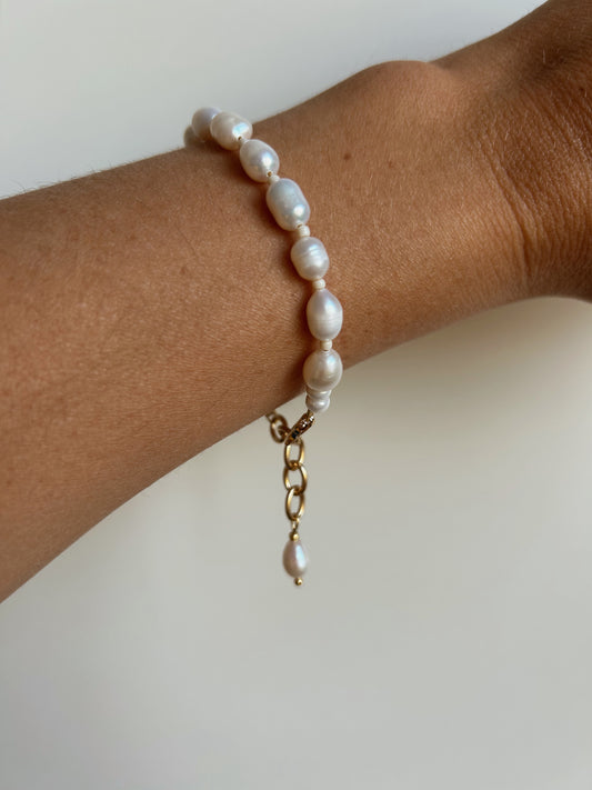 Pearly Girl Freshwater Pearl Bracelet  image 1