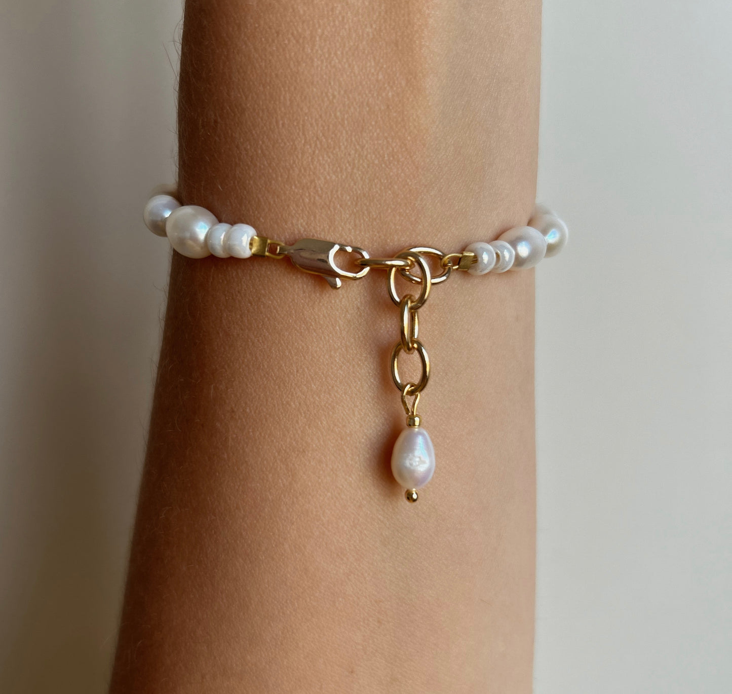 Pearly Girl Freshwater Pearl Bracelet  image 2
